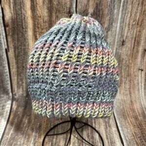NEW Handmade Women’s Purple and Multi-Color Knit Hat Item #PHK3301